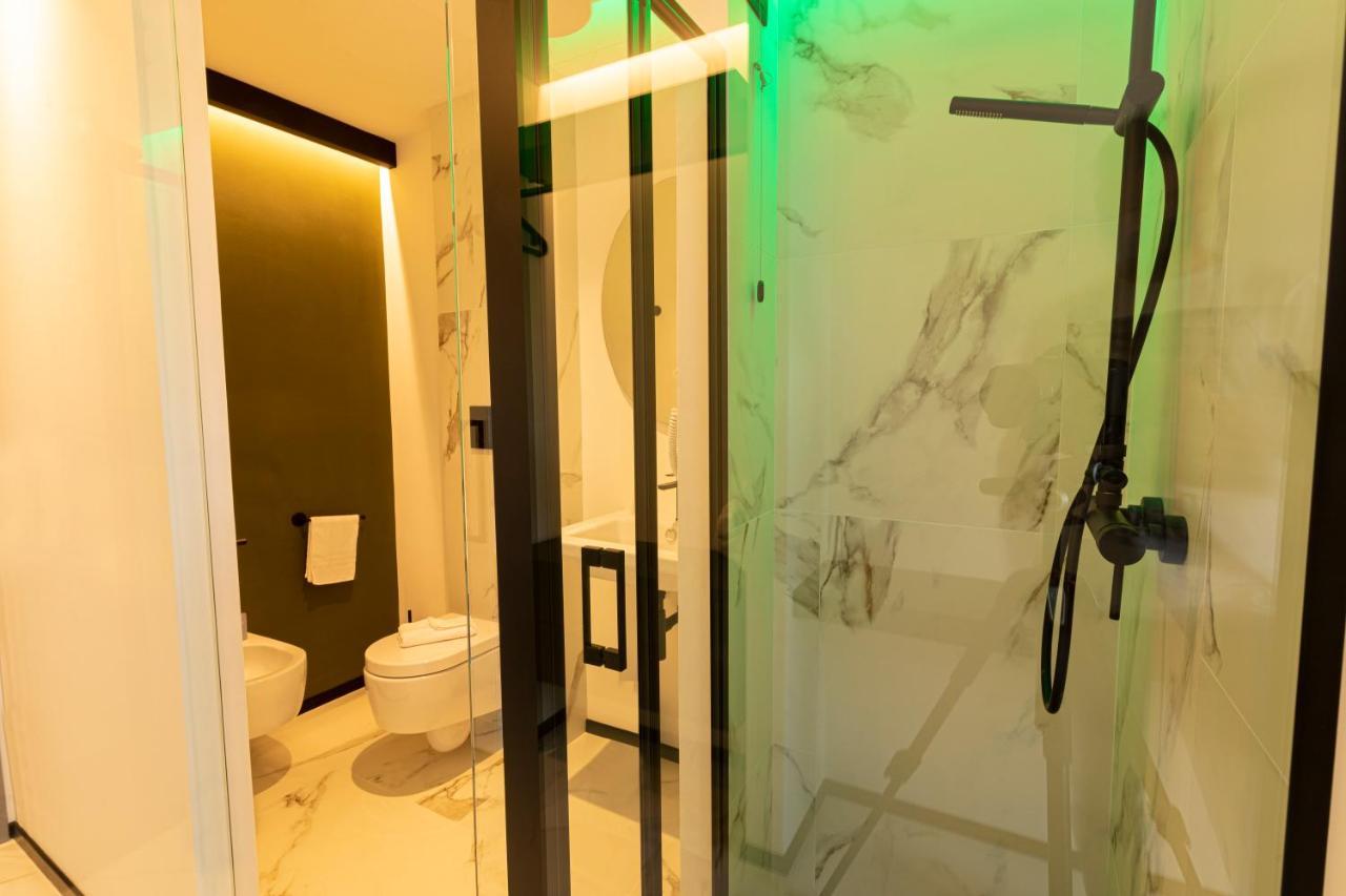 Hotel The